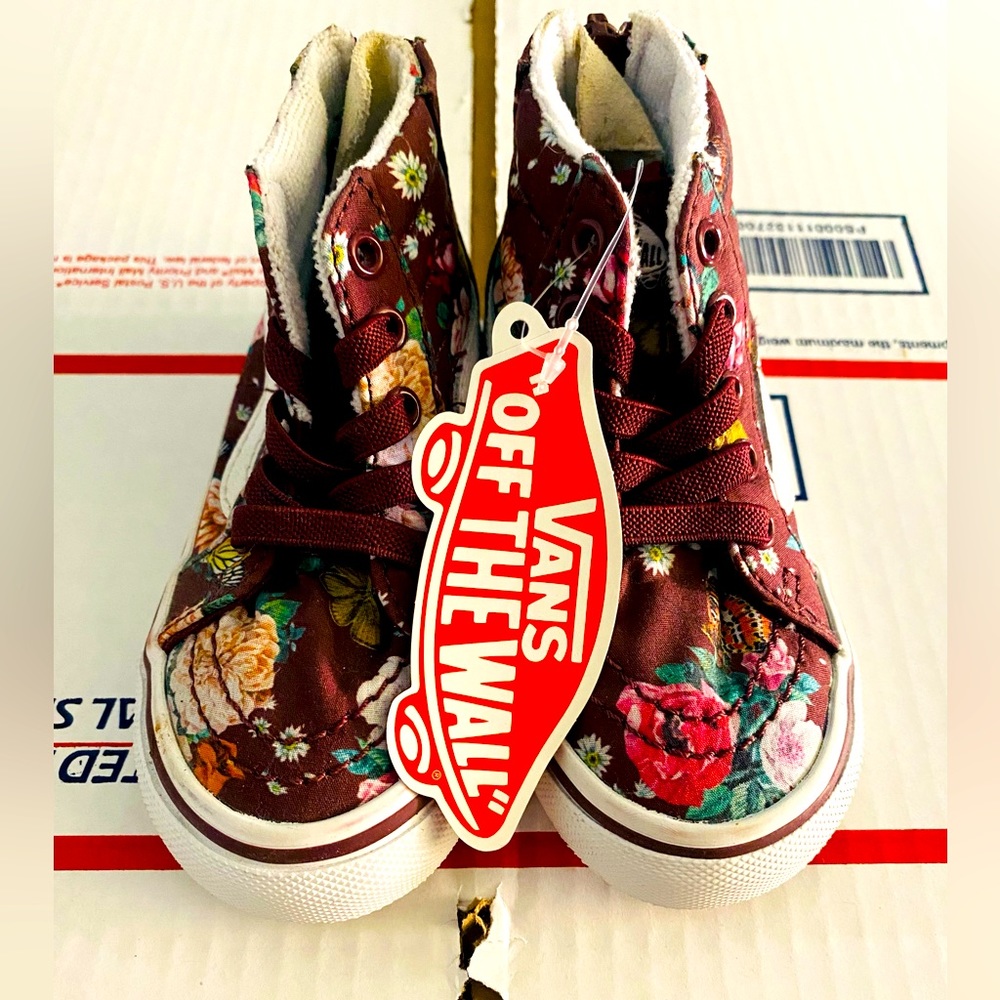 New baby Vans size toddler 5.0